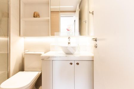 Apartamento à venda com 72m², 3 quartos e 2 vagas Apartamento à venda com 72m², 3 quartos e 2 vagasBanheiro 2