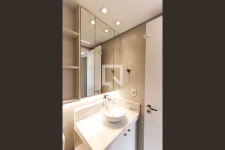 Apartamento à venda com 72m², 3 quartos e 2 vagas Apartamento à venda com 72m², 3 quartos e 2 vagasBanheiro 2