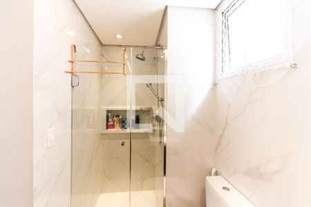 Apartamento à venda com 72m², 3 quartos e 2 vagas Apartamento à venda com 72m², 3 quartos e 2 vagasBanheiro 1