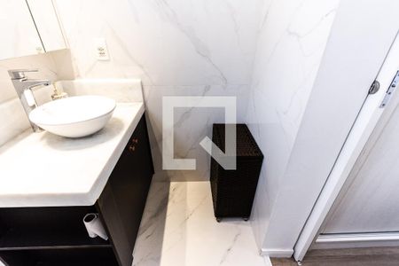 Apartamento à venda com 72m², 3 quartos e 2 vagas Apartamento à venda com 72m², 3 quartos e 2 vagasBanheiro 1