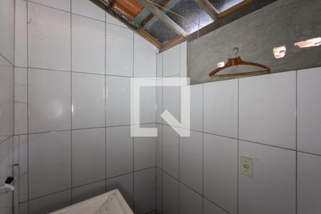 Casa à venda com 70m², 2 quartos e 1 vagaÁrea de Serviço