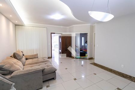 Sala 1 de casa de condomínio à venda com 4 quartos, 310m² em Paquetá , Belo Horizonte