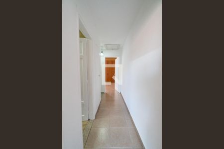 Casa à venda com 150m², 3 quartos e 3 vagasCorredor