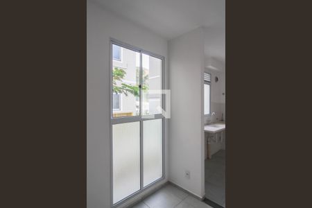 Sala de apartamento para alugar com 2 quartos, 43m² em Jardim Alvorada, Nova Iguaçu