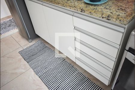 Apartamento para alugar com 50m², 2 quartos e 1 vagaCozinha - Armários