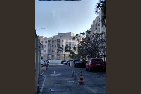 Fachada do condomínio de apartamento para alugar com 2 quartos, 50m² em Campo Grande, Rio de Janeiro