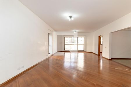 Sala de apartamento para alugar com 4 quartos, 237m² em Moema, São Paulo