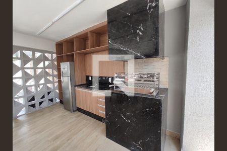 Apartamento para alugar com 32m², 2 quartos e sem vaga Apartamento para alugar com 32m², 2 quartos e sem vagaChurrasqueira