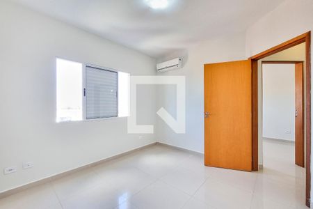 Suíte de apartamento para alugar com 2 quartos, 70m² em Chácaras Rurais Santa Maria, Jacareí