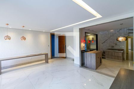 Sala  de casa à venda com 3 quartos, 180m² em Castelo, Belo Horizonte