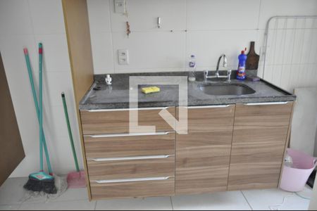 Cozinha  de apartamento para alugar com 2 quartos, 57m² em Todos Os Santos, Rio de Janeiro