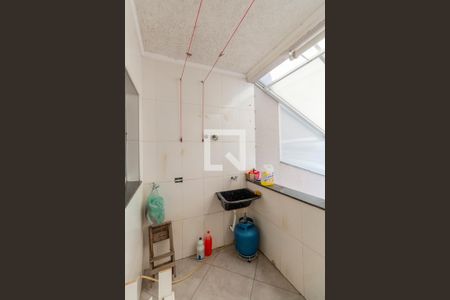 Casa à venda com 170m², 3 quartos e 2 vagasÁrea de Serviço