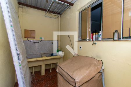 Casa à venda com 400m², 4 quartos e 6 vagas Casa à venda com 400m², 4 quartos e 6 vagasÁrea de Serviço