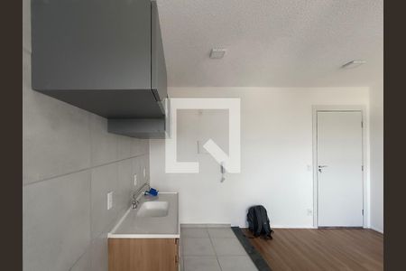 Apartamento para alugar com 30m², 1 quarto e sem vaga Apartamento para alugar com 30m², 1 quarto e sem vagaCozinha e Área de Serviço