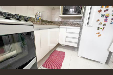 Apartamento à venda com 120m², 4 quartos e 2 vagasCozinha