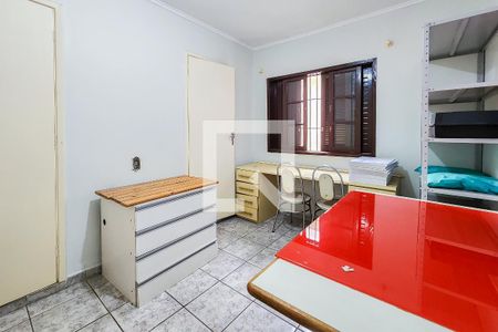 Casa à venda com 203m², 4 quartos e 2 vagas Casa à venda com 203m², 4 quartos e 2 vagasQuarto 2