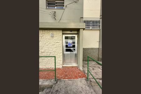 Apartamento à venda com 79m², 2 quartos e sem vagaÁrea comum