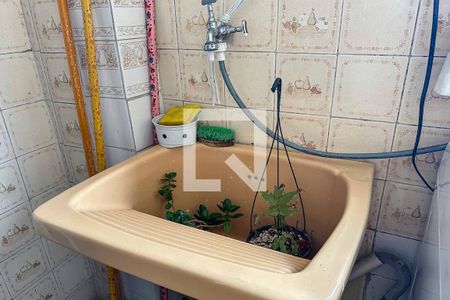 Apartamento à venda com 79m², 2 quartos e sem vagaCozinha e Área de Serviço