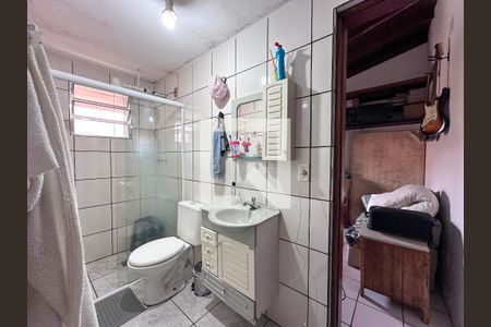 Casa à venda com 250m², 5 quartos e sem vagaBanheiro Suíte 2 e 3 Fundos