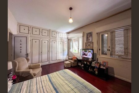 Casa à venda com 250m², 5 quartos e sem vagaSuíte 1