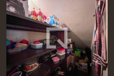 Despensa de casa à venda com 5 quartos, 250m² em Vila Cordeiro, São Paulo