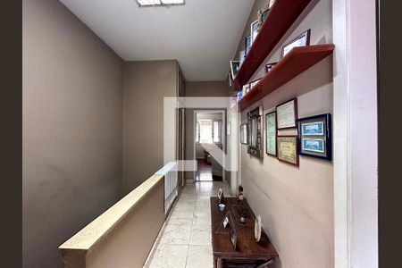 Casa à venda com 250m², 5 quartos e sem vagaCorredor Quarrtos
