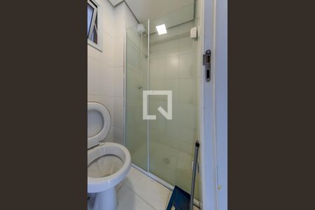 Banheiro de apartamento para alugar com 1 quarto, 25m² em São Lucas, São Paulo