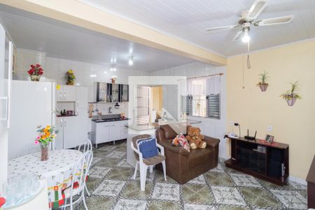 Casa à venda com 277m², 4 quartos e 3 vagasCasa 2 -Sala/Cozinha