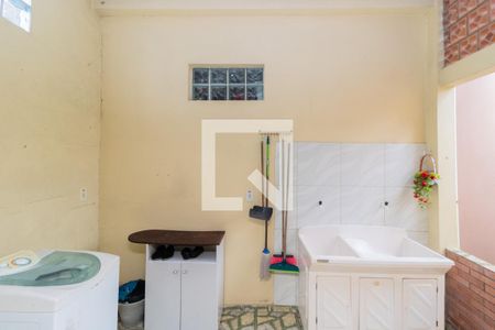 Casa à venda com 277m², 4 quartos e 3 vagasCasa 2 -Área de Serviço