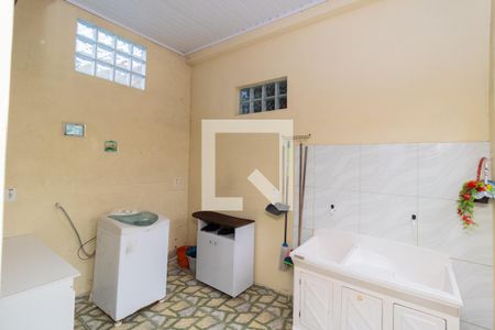 Casa à venda com 277m², 4 quartos e 3 vagasCasa 2 -Área de Serviço