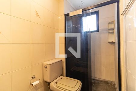 Apartamento à venda com 186m², 4 quartos e 3 vagasBanheiro da Suíte 1