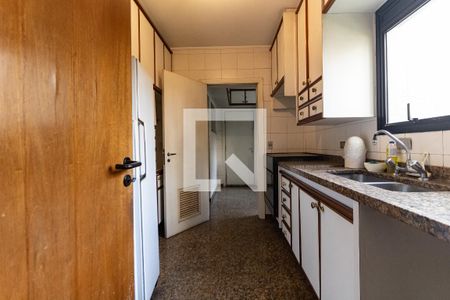 Apartamento à venda com 186m², 4 quartos e 3 vagasCozinha
