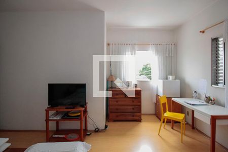 Casa à venda com 200m², 3 quartos e 3 vagasSuíte 1