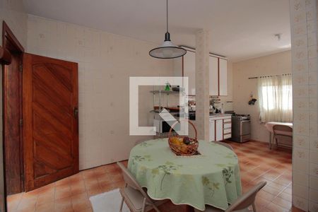 Casa à venda com 200m², 3 quartos e 3 vagasCozinha