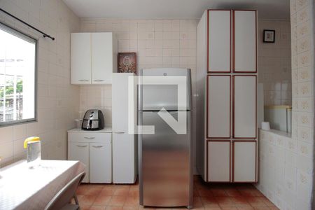 Casa à venda com 200m², 3 quartos e 3 vagasCozinha