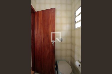 Casa à venda com 200m², 3 quartos e 3 vagasBanheiro da Suíte