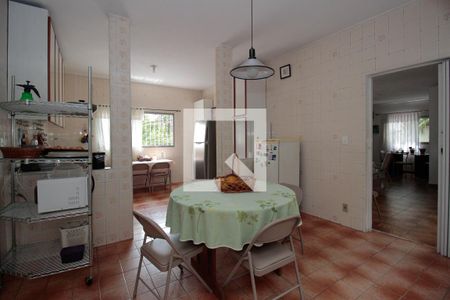 Casa à venda com 200m², 3 quartos e 3 vagasCozinha