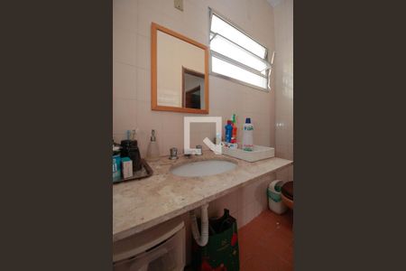 Casa à venda com 200m², 3 quartos e 3 vagasBanheiro