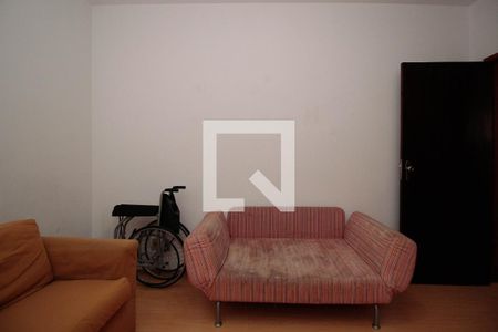 Casa à venda com 200m², 3 quartos e 3 vagasQuarto 1