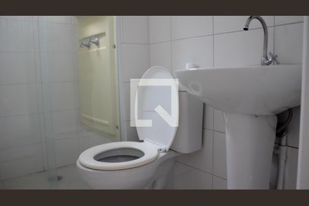 Banheiro de apartamento à venda com 2 quartos, 49m² em Quarta Parada, São Paulo
