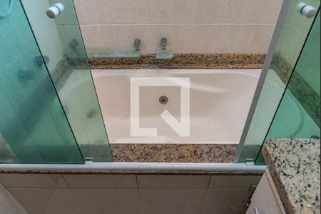 Casa à venda com 161m², 3 quartos e 4 vagasBanheiro da suíte 3