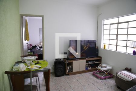 Casa à venda com 125m², 4 quartos e 2 vagasCasa 2 - Sala