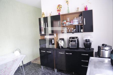 Casa à venda com 125m², 4 quartos e 2 vagasCozinha 