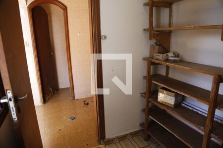 Casa à venda com 200m², 3 quartos e 3 vagasQuarto de Serviço