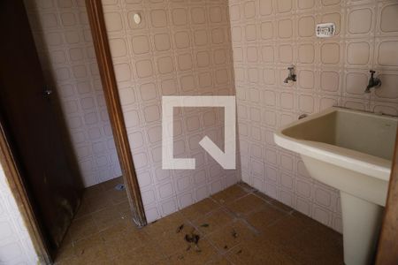 Casa à venda com 200m², 3 quartos e 3 vagasÁrea de Serviço