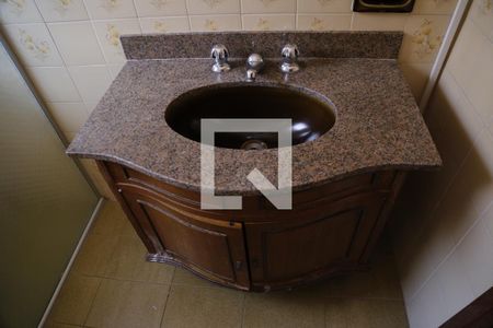 Casa à venda com 200m², 3 quartos e 3 vagasBanheiro Social