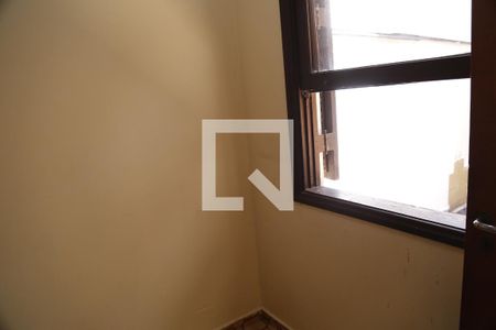 Casa à venda com 200m², 3 quartos e 3 vagasQuarto de Serviço