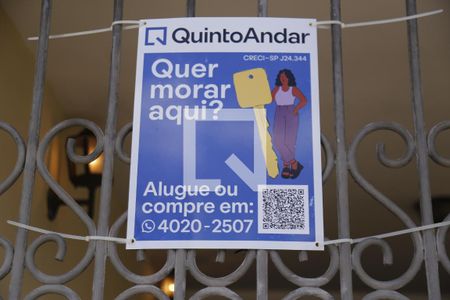 Casa à venda com 200m², 3 quartos e 3 vagasPlaquinha