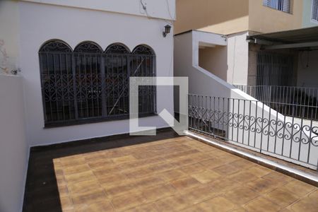 Casa à venda com 200m², 3 quartos e 3 vagasVaranda