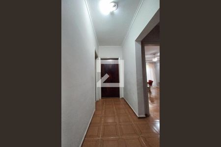 Corredor de casa à venda com 4 quartos, 115m² em Jardim dos Oliveiras, Campinas